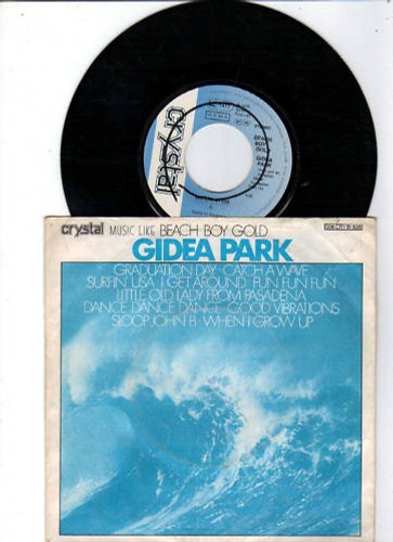 Gidea park beach boy gold - park,